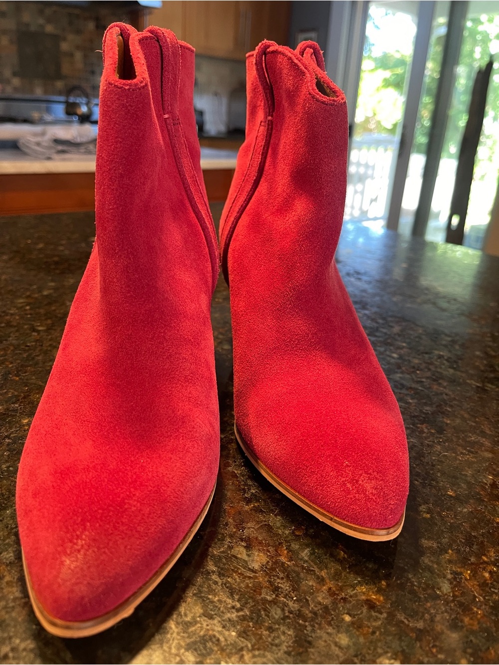 FRYE AND CO. Raspberry Suede Pointed Toe Ankle Booties